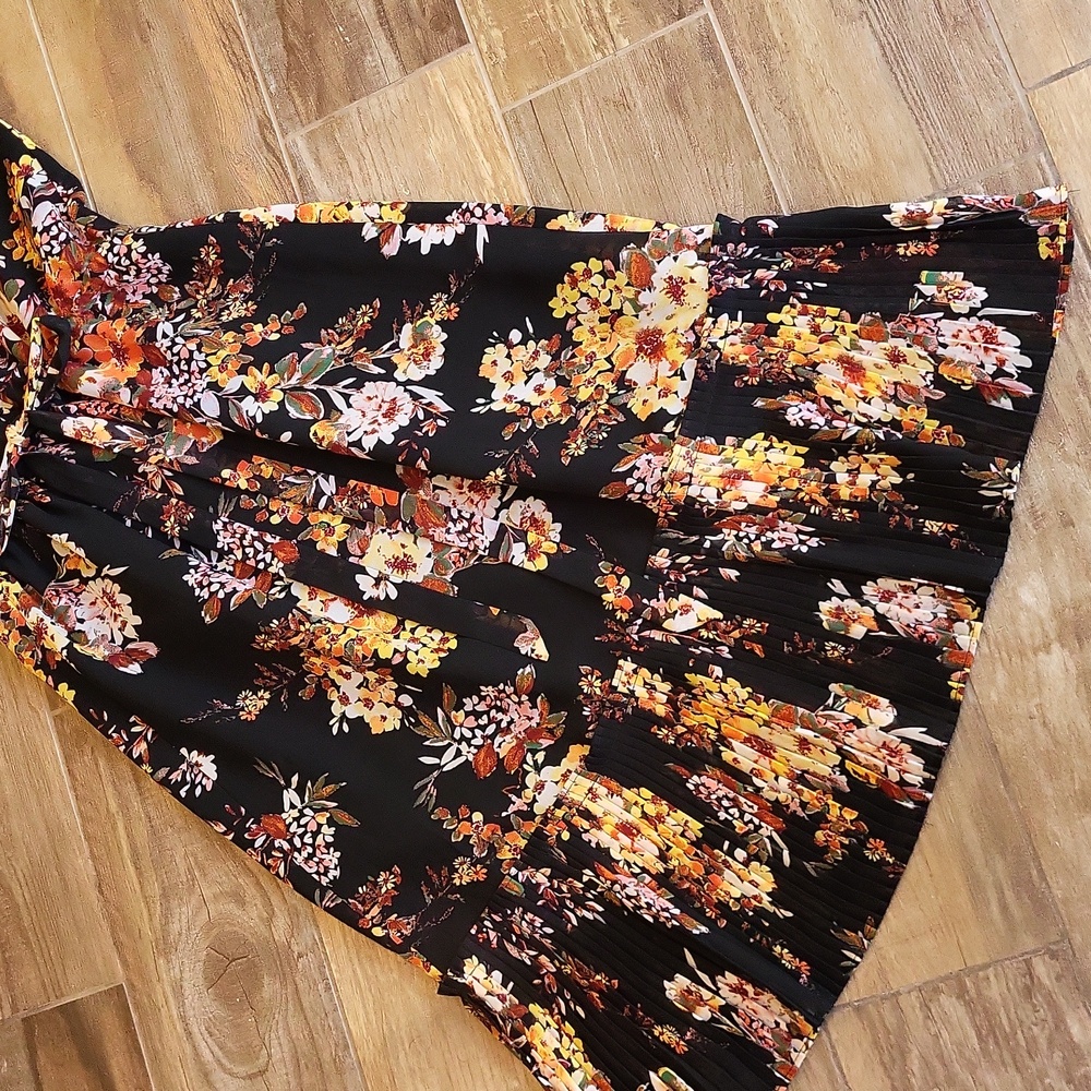 A New Day Floral Tie-Waist Pleated Detail Sleeveless Lined Midi Dress, XS - Picture 3 of 12